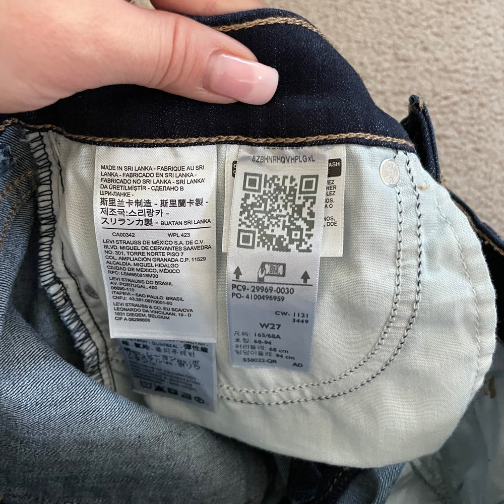 Levi’s classic Bermuda shorts dark wash navy blue size 27 - Picture 6 of 11